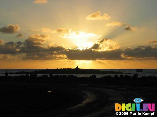 19263 Sunset at Doolin Point